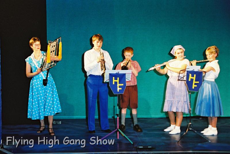 Flying High 2002-037.JPG - The Village Band