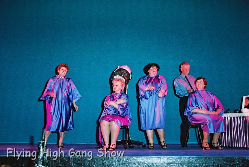 Flying High 2002-054.JPG - Young and Beautiful!