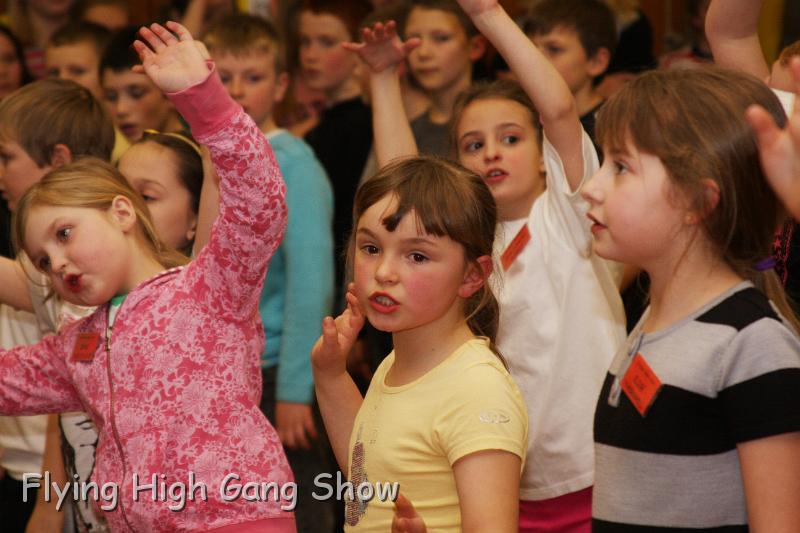 Flying High 2010 Saturday Rehearsals-088.jpg - Saturday night rehearsals