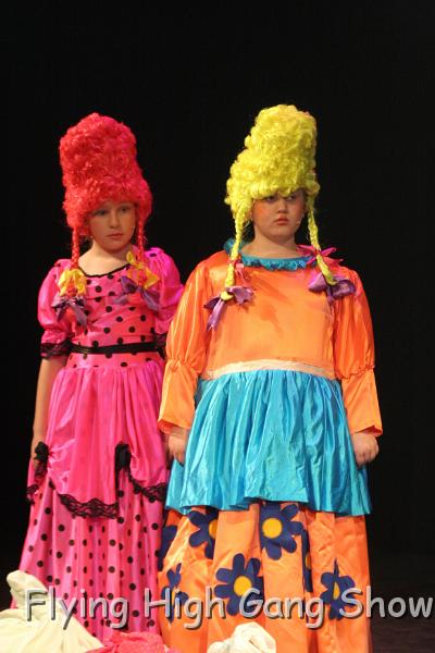 Flying High 2010 show-128.jpg - Aladdin