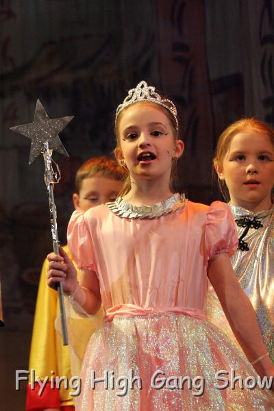 Flying High 2010 show-133.jpg - Aladdin