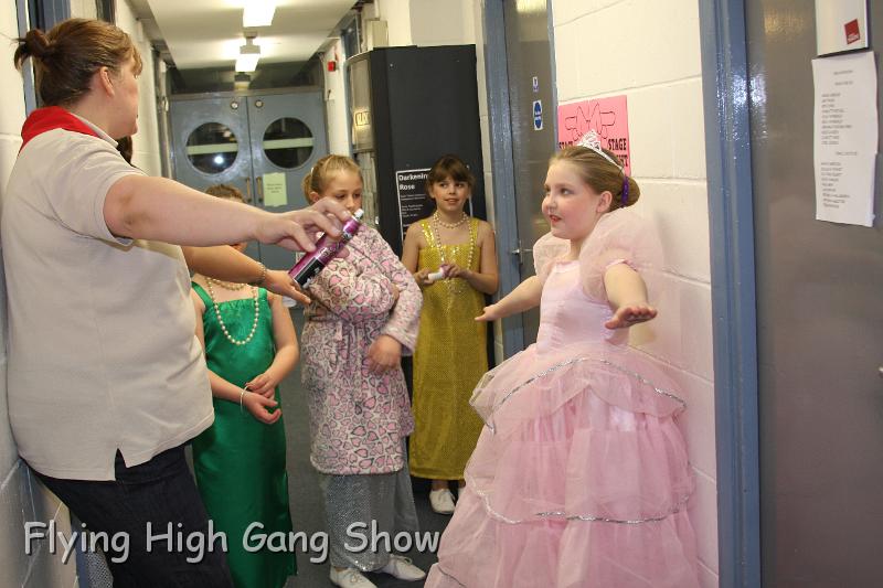 Flying high 2012 Thursday-005.JPG - Backstage