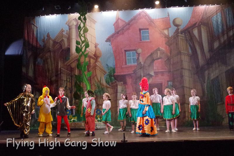 Flying High 2020-051.JPG - Jack and the Beanstalk